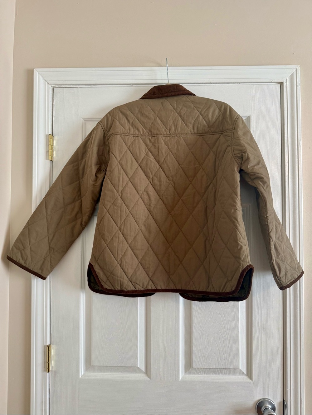 Mod Ref Quilted Deana Barn Jacket with Brown Trim - Picture 4 of 5